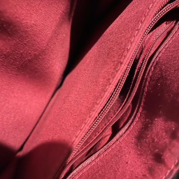 Red Relic crossbody bag in red and brown - Picture 4 of 7